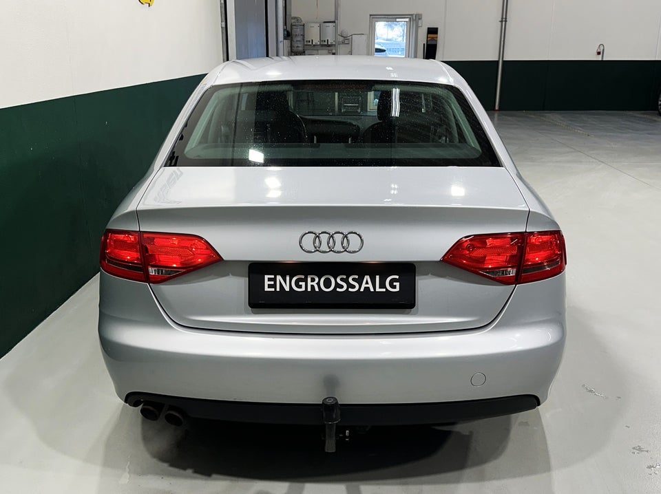 Audi A4 1,8 T 163 4d