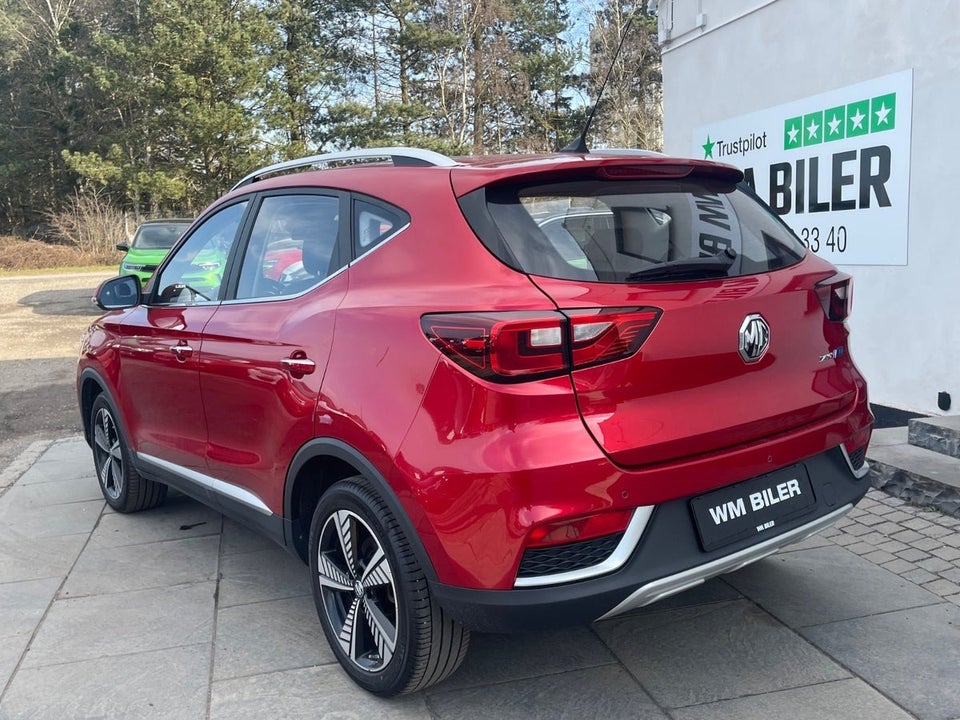 MG ZS EV Luxury 5d