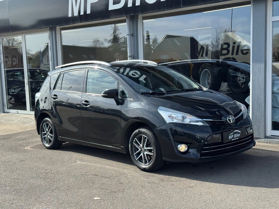 Toyota Verso 1,8 VVT-i T2 Limited 5d