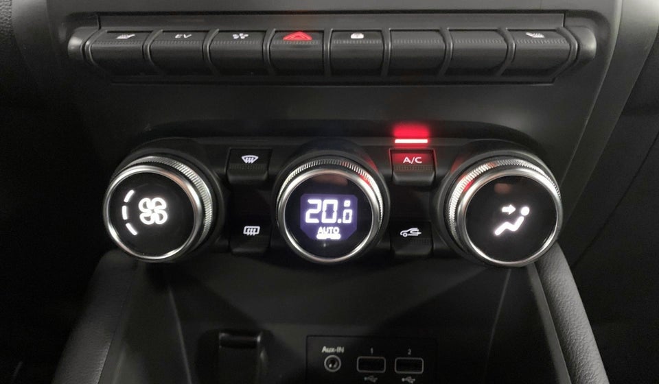 Renault Captur 1,6 E-Tech Intens 5d