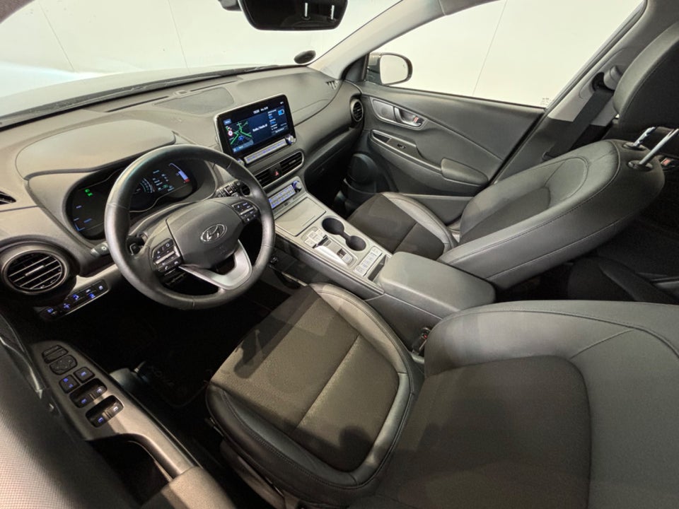 Hyundai Kona 64 EV Advanced Premium 5d