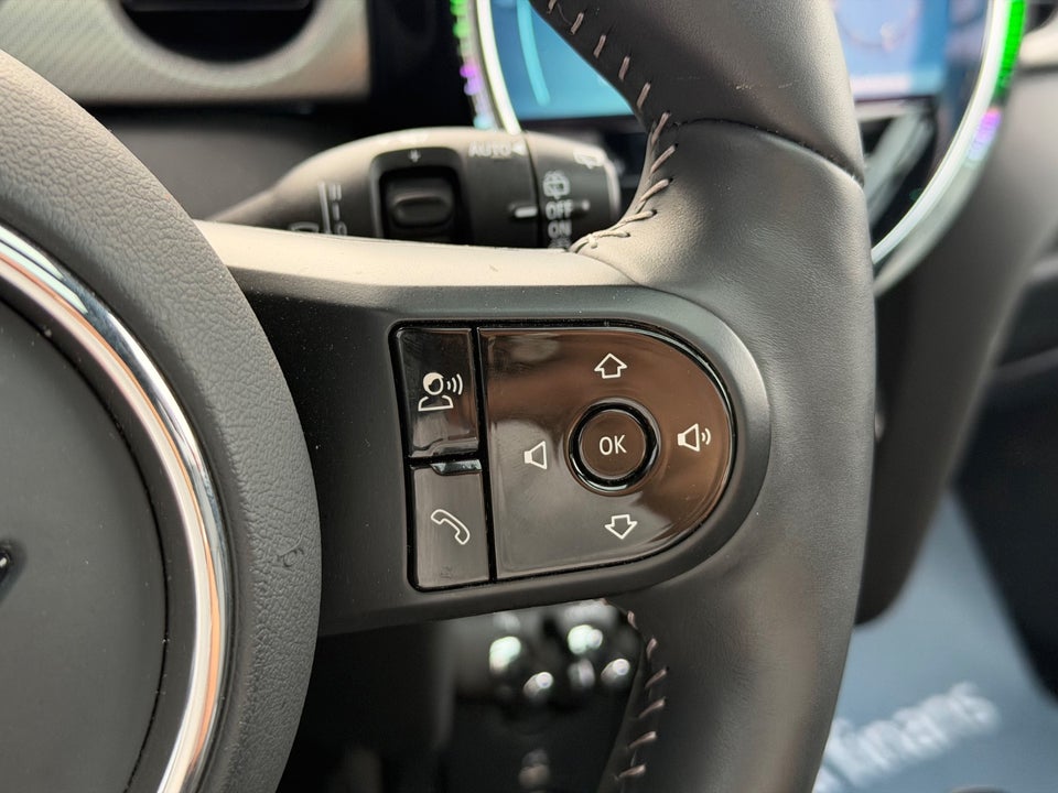 MINI Cooper SE Maximise 3d