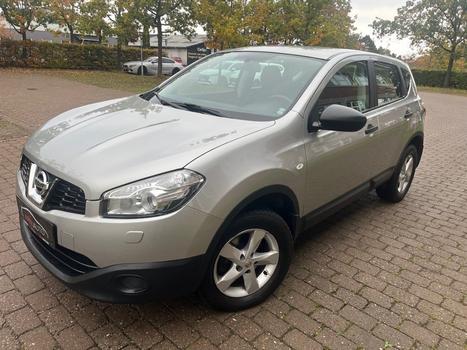 Nissan Qashqai 1,6 Visia 5d