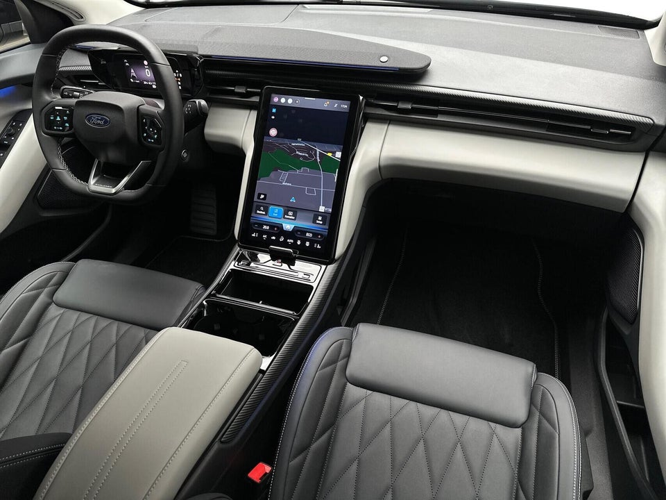 Ford Explorer 82 Premium Extended Range 5d