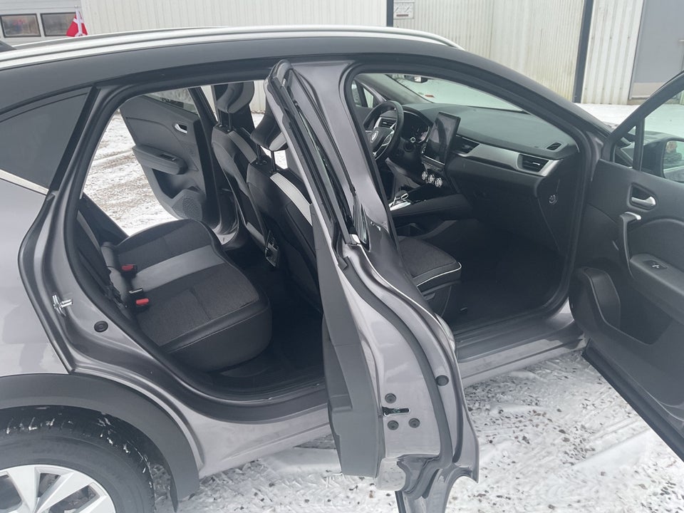 Renault Captur 1,6 E-Tech Intens 5d