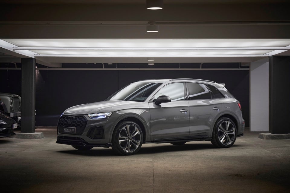 Audi Q5 55 TFSi e S-line quattro S-tr. 5d