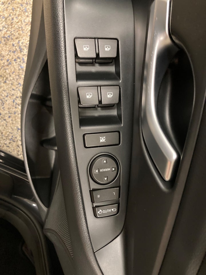 Hyundai i30 1,0 T-GDi Essential 5d