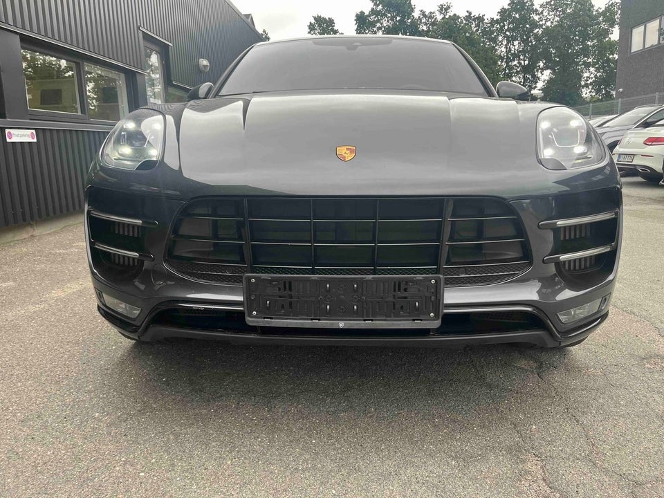 Porsche Macan Turbo 3,6 Performance PDK 5d