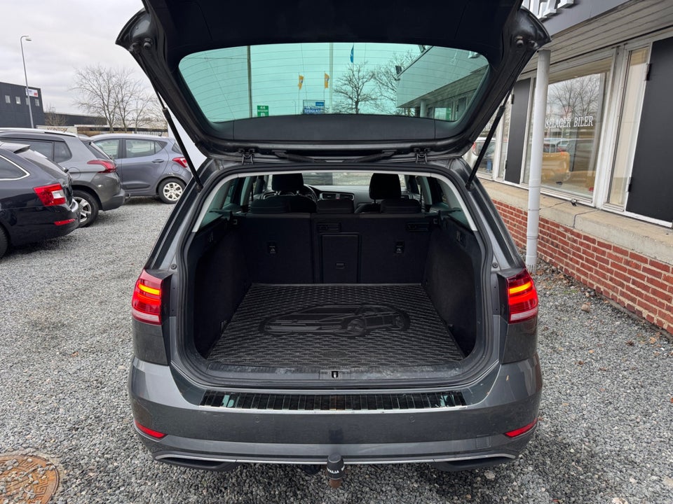 VW Golf VII 1,6 TDi 115 Comfortline Variant DSG 5d