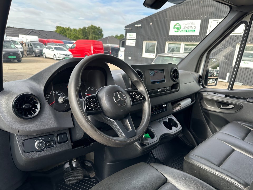 Mercedes Sprinter 317 2,0 CDi A2 Kassevogn aut. RWD