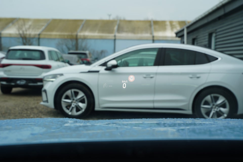 Ford Explorer 79 Premium Extended Range AWD 5d