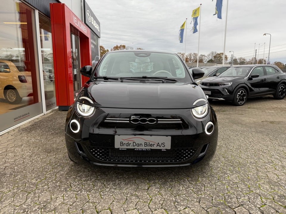 Fiat 500e 42 la Prima by Bocelli 3d