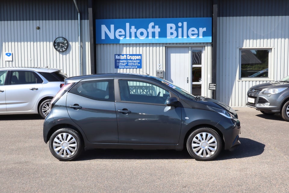 Toyota Aygo 1,0 VVT-i x-clusiv 5d