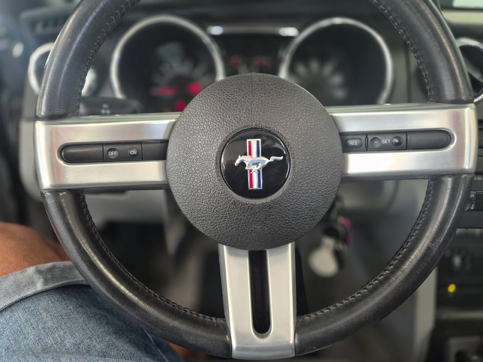 Ford Mustang 4,0 Cabriolet aut. 2d