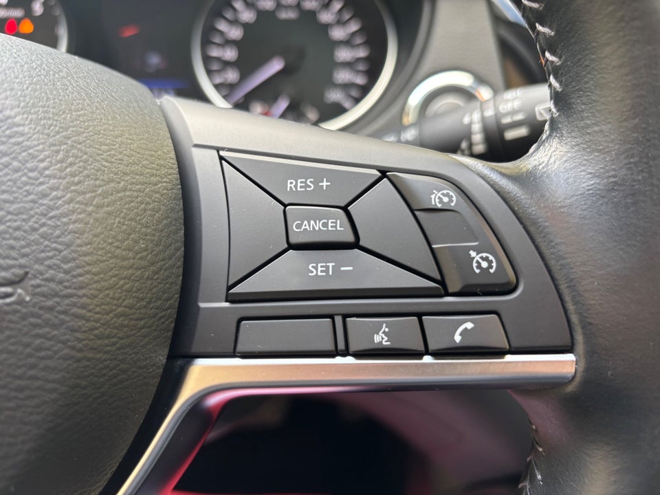 Nissan Qashqai 1,3 Dig-T 160 N-Connecta DCT 5d