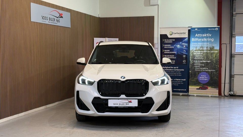 BMW iX1 xDrive30 Fully Charged M-Sport 5d