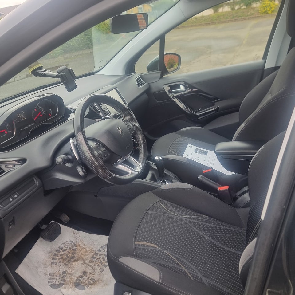 Peugeot 208 1,4 e-HDi 68 Active ESG 5d