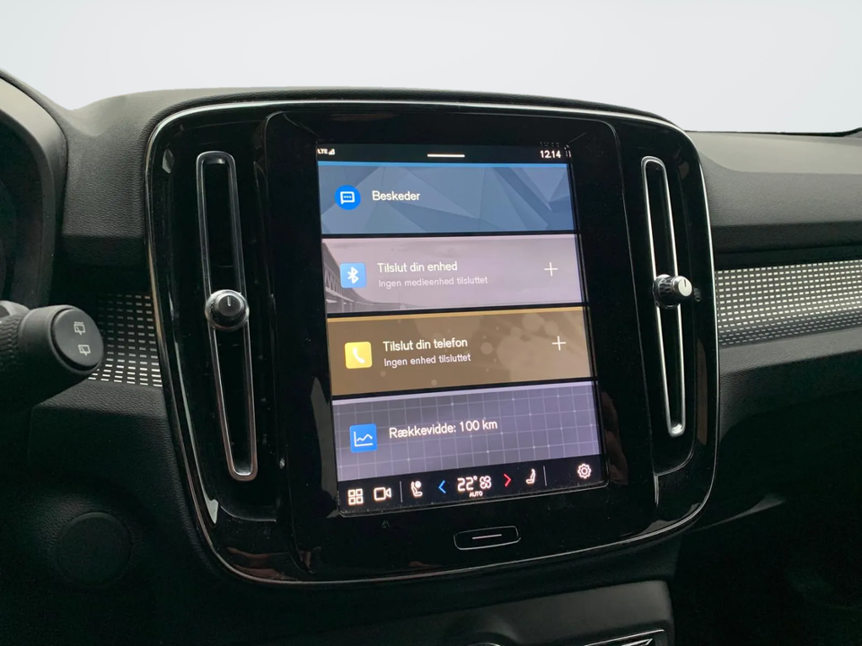 Volvo XC40 P6 ReCharge Plus 5d