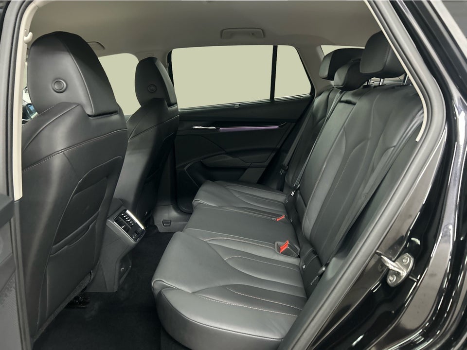 Skoda Enyaq 80 iV Selection Suite 5d