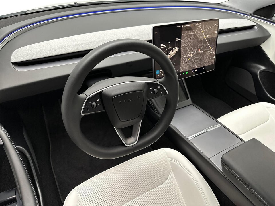 Tesla Model 3 Long Range RWD 4d