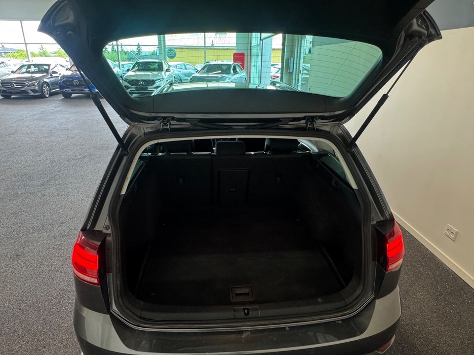 VW Golf VII 1,4 TSi 125 Comfortline Variant 5d