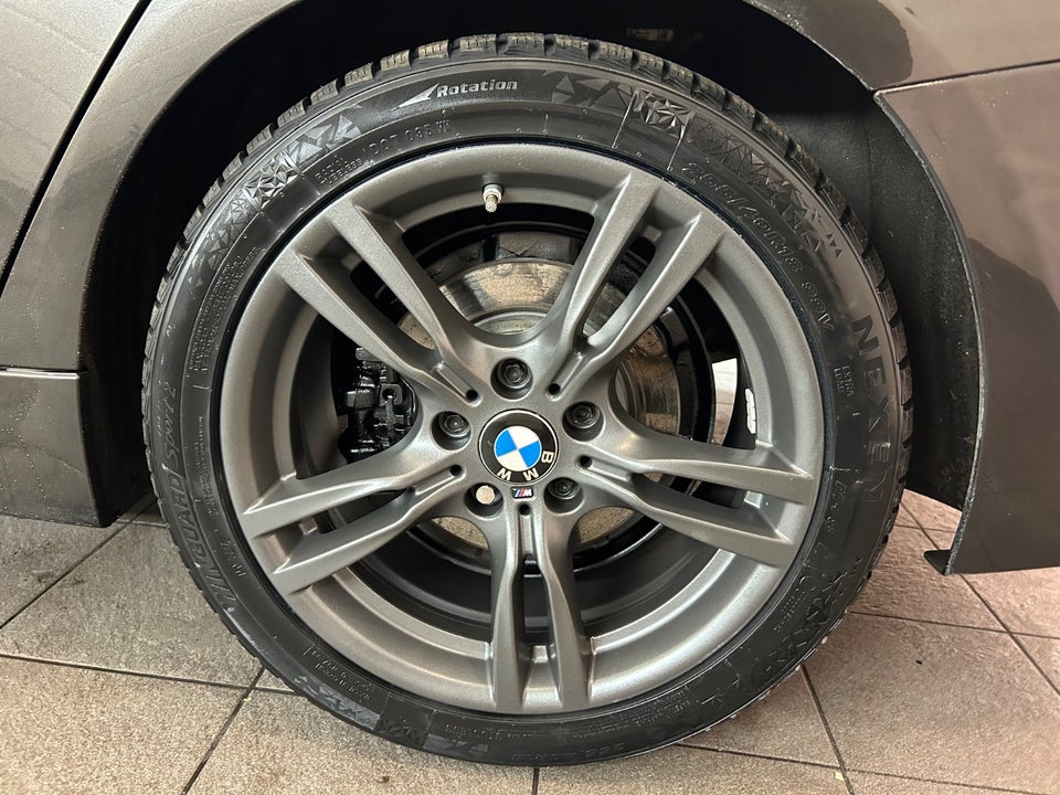 BMW 320i 2,0 Touring aut. 5d