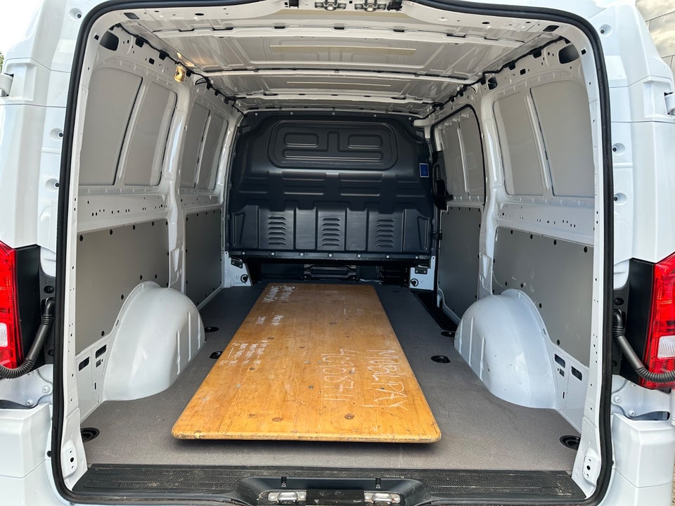 Mercedes Vito 114 2,0 CDi A2 Kassevogn PRO aut. RWD