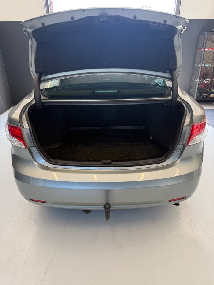 Toyota Avensis 1,8 VVT-i T2 E-CVT 4d