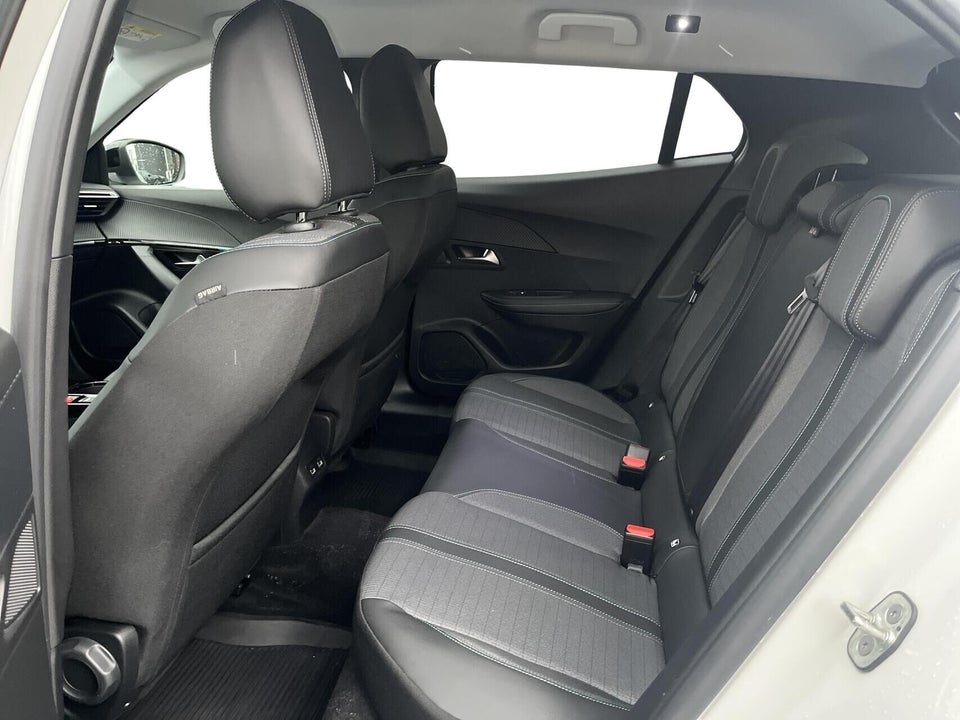 Peugeot e-2008 50 Allure 5d