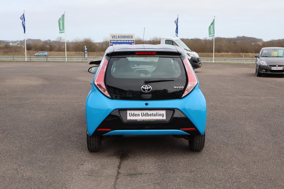 Toyota Aygo 1,0 VVT-i x-clusiv 5d