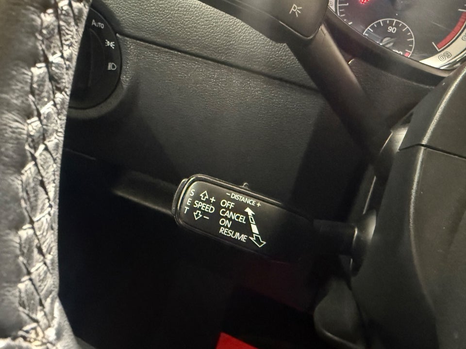 Skoda Octavia 1,6 TDi 115 Style Combi DSG 5d