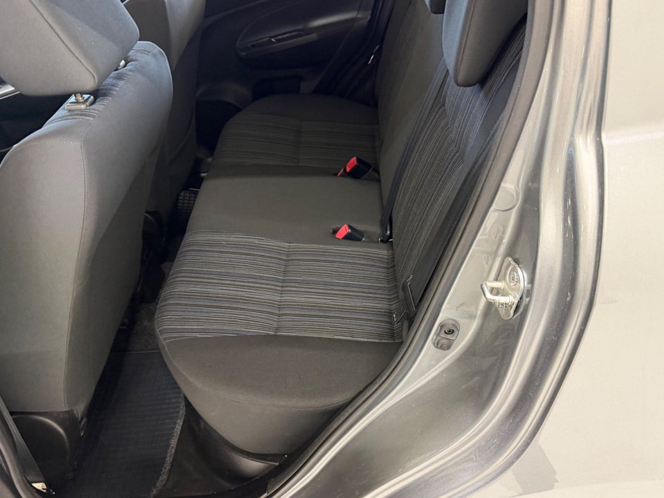 Suzuki Swift 1,2 Dualjet 5d