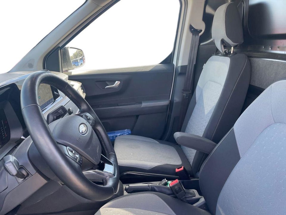 Ford Transit Courier 1,0 EcoBoost Limited aut.