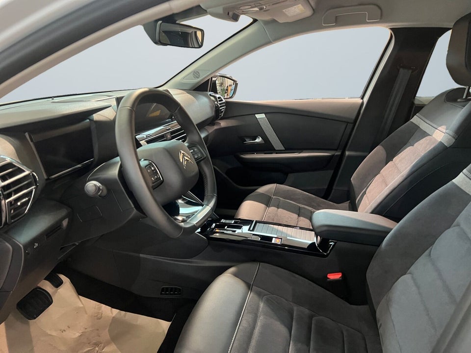 Citroën ë-C4 X 54 Ë-Series 4d