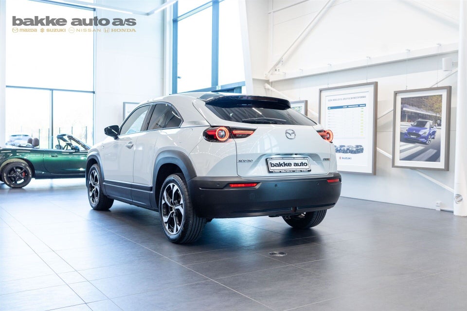 Mazda MX-30 0,8 e-SkyActiv R-EV Makoto 5d