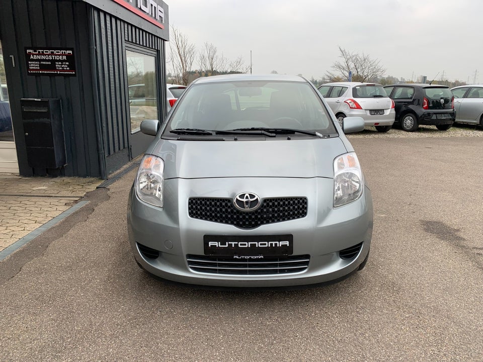 Toyota Yaris 1,3 Luna 5d