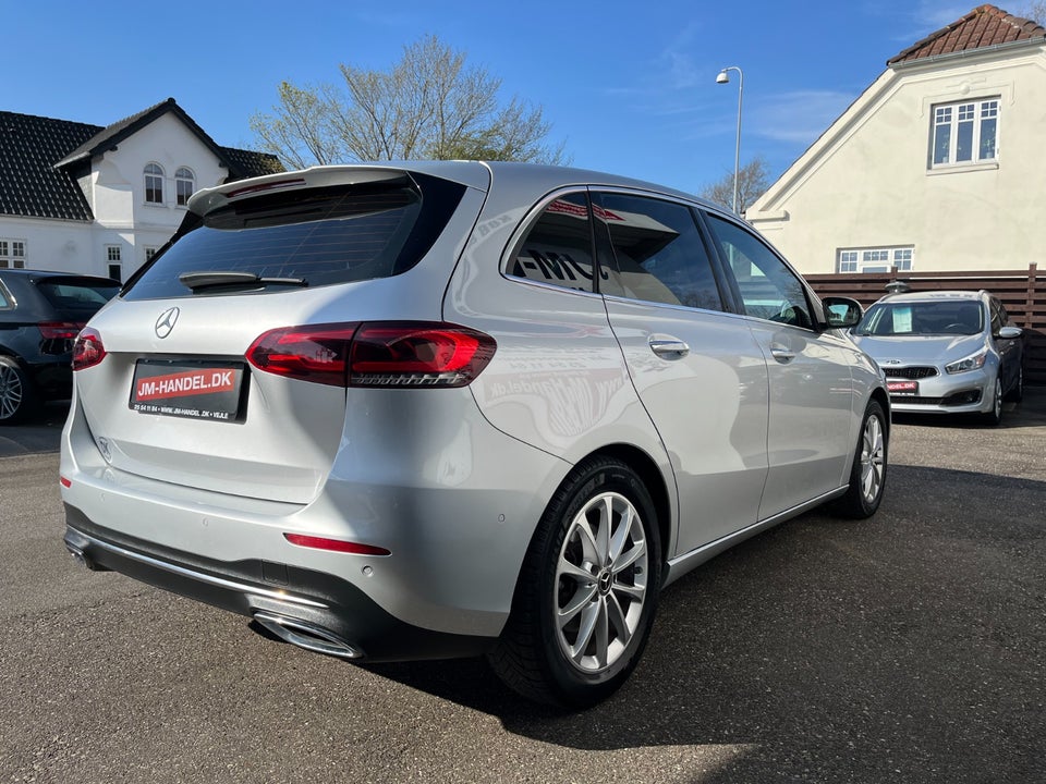 Mercedes B220 d 2,0 Progressive aut. Van 5d