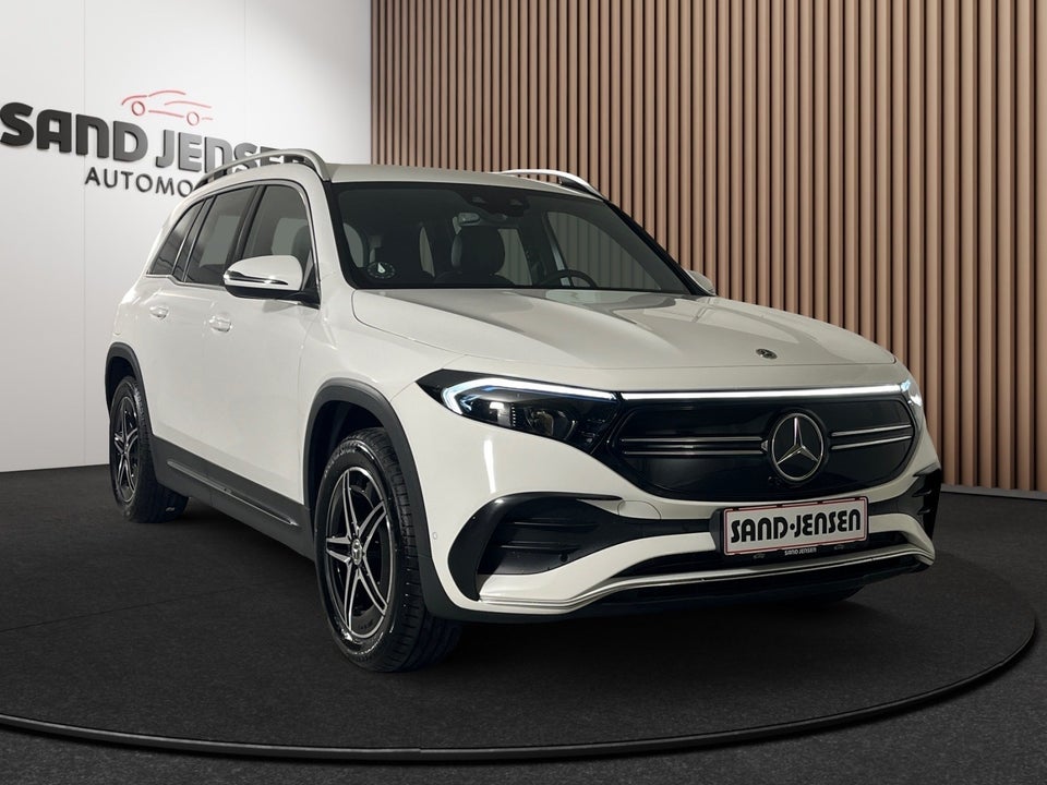 Mercedes EQB250 AMG Line 5d