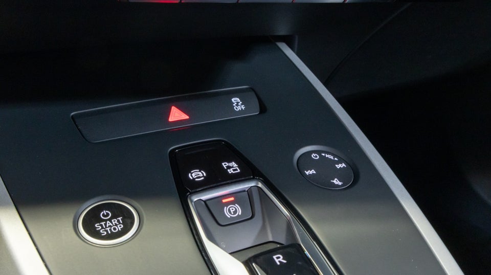 Audi Q4 e-tron 40 Advanced 5d