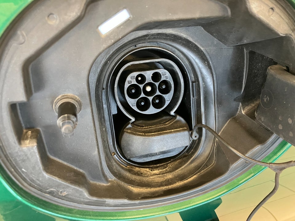 MINI Cooper SE Essential 3d