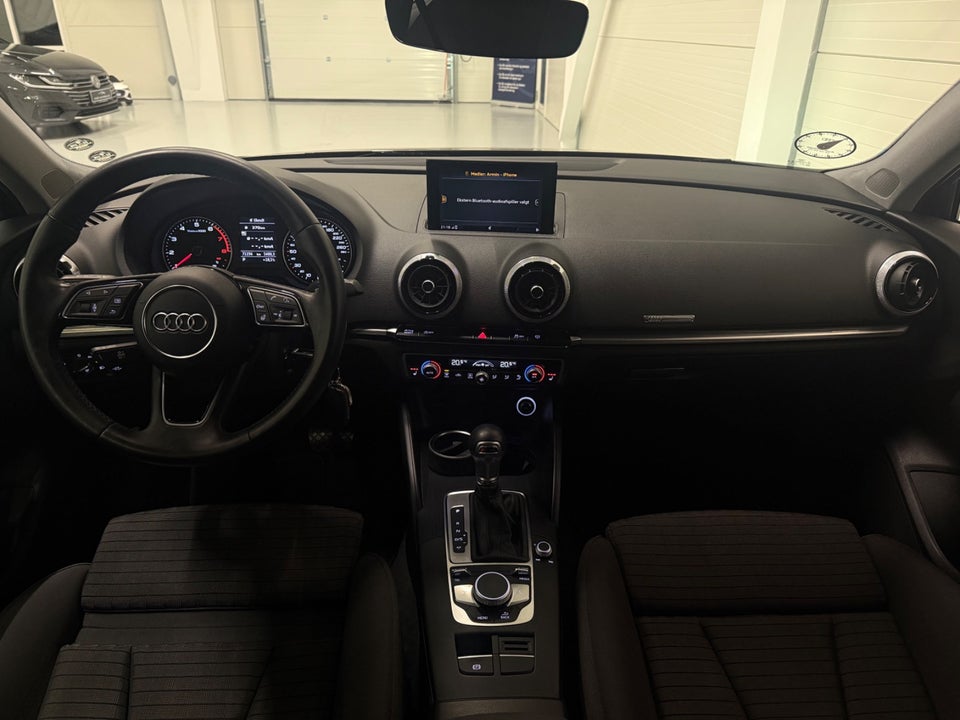 Audi A3 35 TFSi S-line Sportback S-tr. 5d
