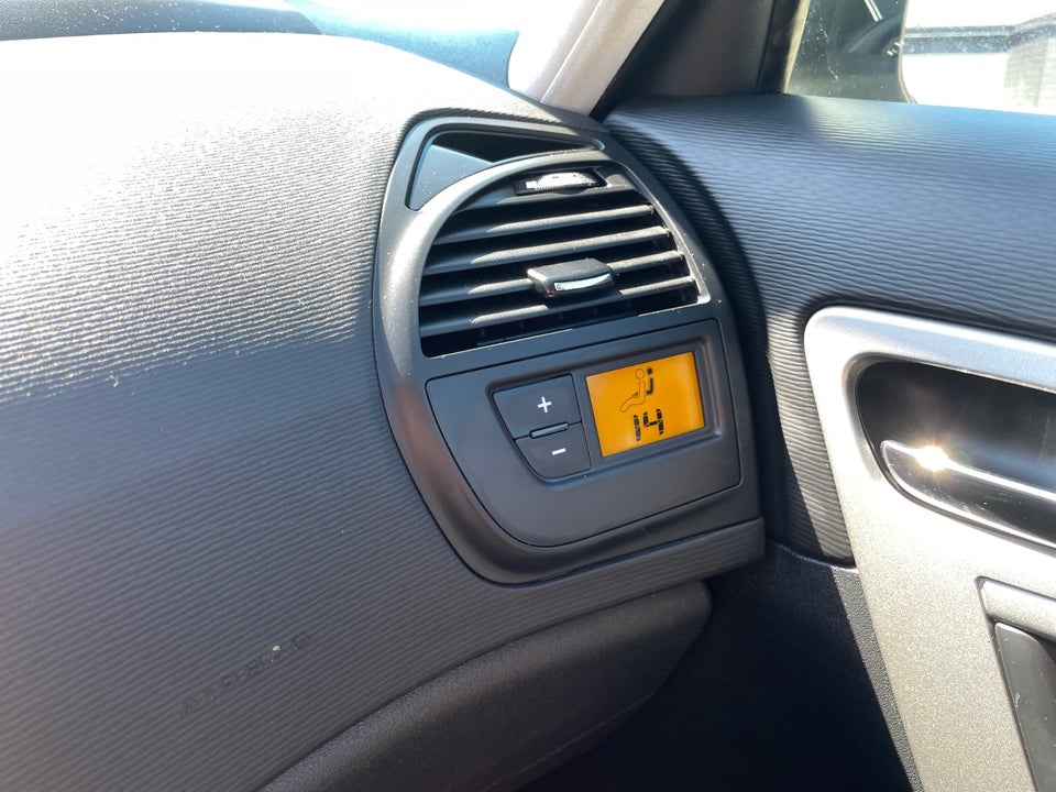 Citroën Grand C4 Picasso 1,6 HDi 112 Seduction 7prs 5d