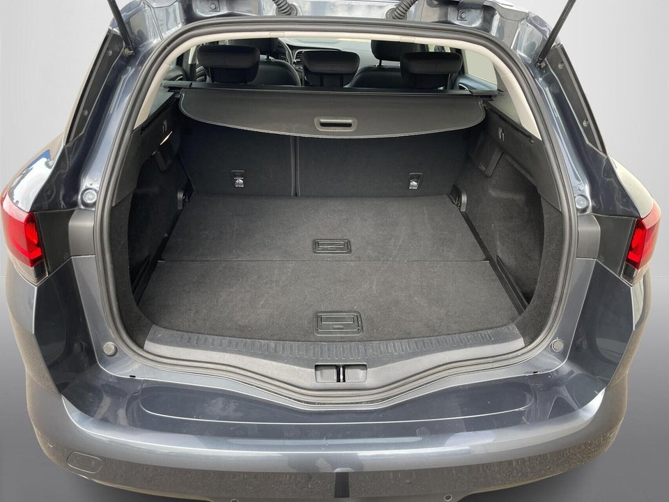 Renault Megane IV 1,3 TCe 140 Zen Sport Tourer EDC 5d