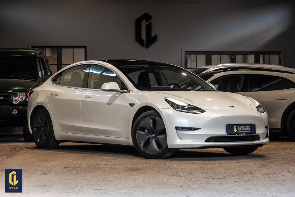 Tesla Model 3 Long Range AWD 4d