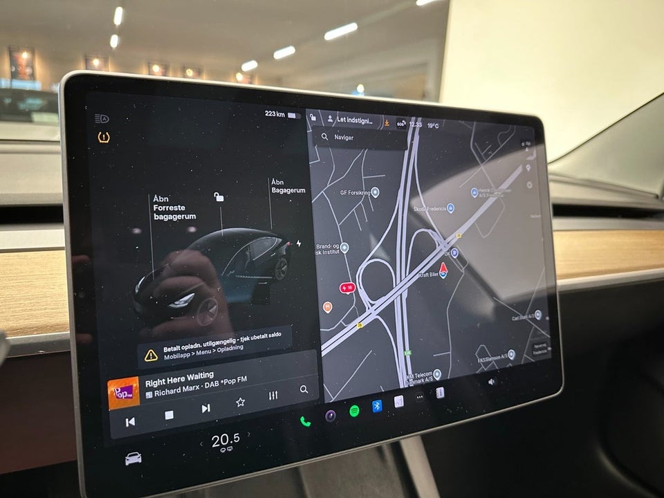 Tesla Model 3 Standard Range+ RWD 4d