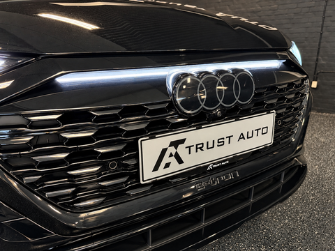 Audi Q8 e-tron 2024 — miniature 4