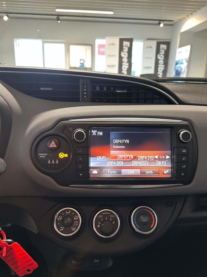 Toyota Yaris 1,3 VVT-i T2 Limited 5d