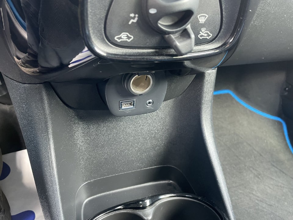 Toyota Aygo 1,0 VVT-i x-cite 5d