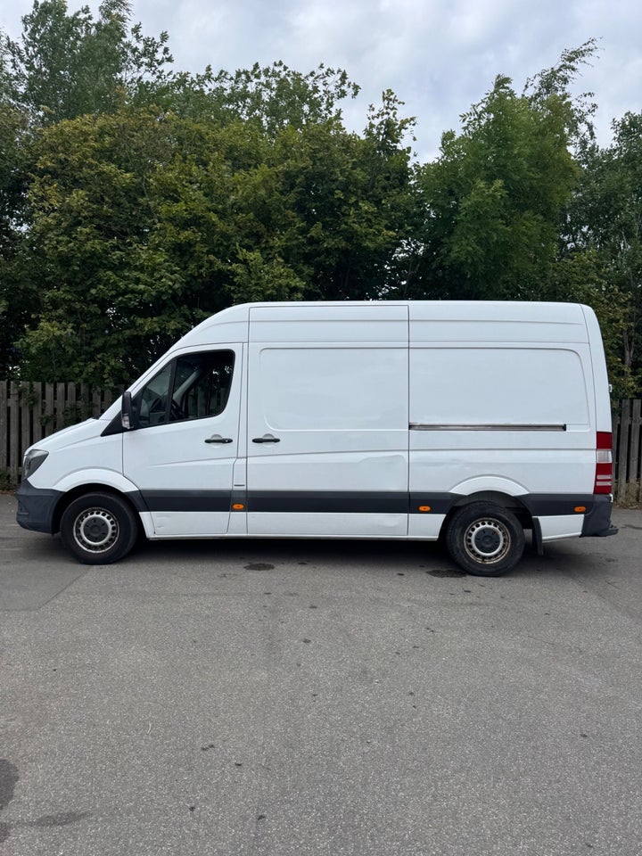 Mercedes Sprinter 319 3,0 CDi R3 Kassevogn 5d