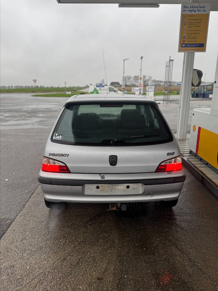 Peugeot 106 1,4 XR 3d